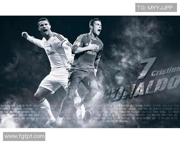 足球明星帅气动作集锦，展现球场英雄风采与惊艳瞬间